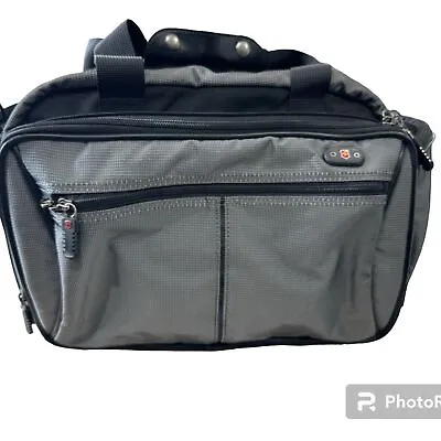 Victorinox 16  X 8  Travel/Gym Bag.  Durable Black Material.  Style# 300431 • $85