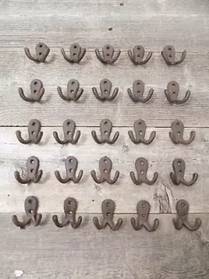 100 Cast Iron Hooks Lot Of 100 Small Hangers Coat Hat Craft Restoration Cup Hall • $72.99