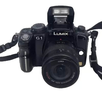 Panasonic LUMIX DMC-G1 12.1MP  Digital SLR Camera W/14-45mm Lens - Black (K26) • £74.99