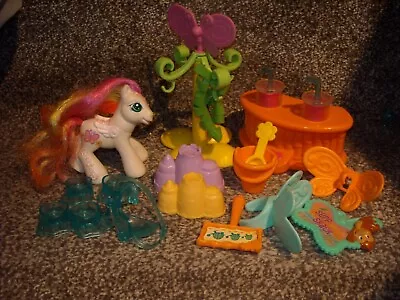 My Little Pony G3 Baby Honolu-loo With Butterfly Island Accessories • £4.99