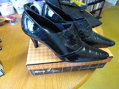 Ladies Mary G By Ultimate Collection Boxed Black Heeled Shoes Size 8 • £4