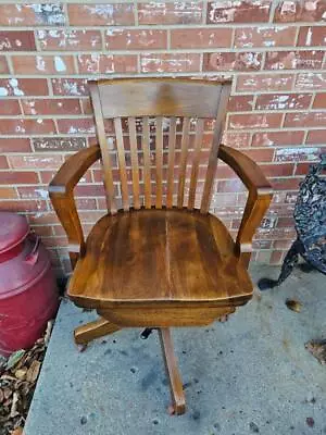 Vintage Oak Chair Bankers Office Desk Armchair Rolling Rocking Adjusts Sheboygan • $187.49