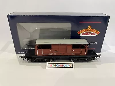 Bachmann 00 Gauge - 33-825E - Queen Mary Brake Van - BR  S56298 - New-Mint-Boxed • £16