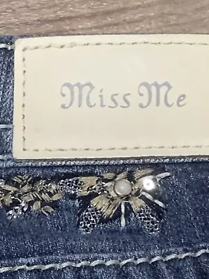 Miss Me Jeans Ankle Skinny Destroyed Distressed Low Rise Sz 27 Rhinestone • $20