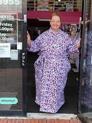 $109.95 • Buy Lisa's Lacies Polar Fleece Dressing Gown Lilac Leopard - Up To Plus Size 38