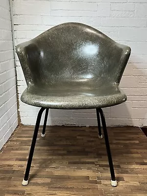 Vintage MCM Cole Steel/Douglas Furniture Fiberglass Armchair On A Swivel Base • $250