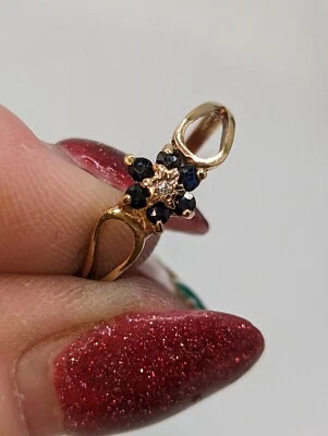£39.99 • Buy 💞9 Carat Gold Sapphire And Diamond Flower Cluster Ring💞 Size L