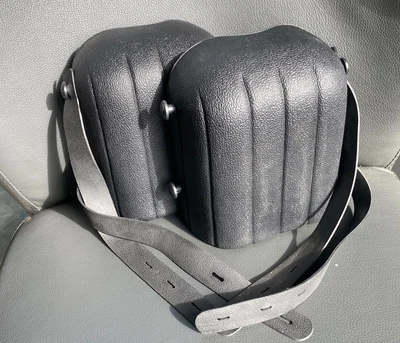 £5 • Buy Knee Pads For Work Or Garden.