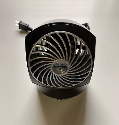 Vornado Flippi V6 Personal Air Circulator Fan Black 2 Speed Excellent Condition • $28.99