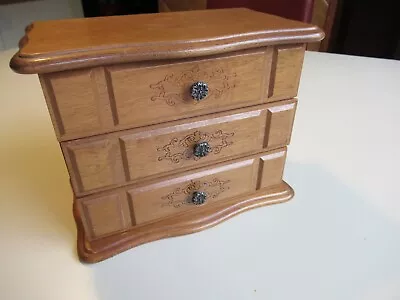 Vintage Wooden Music Jewelry Box Plays  Love Story  • $25