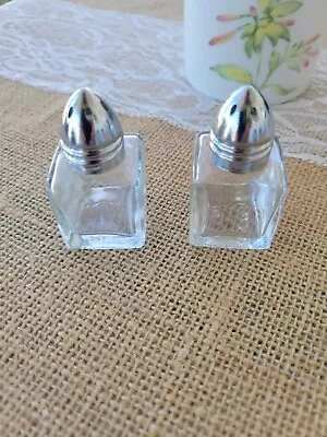 Miniature Glass Salt & Pepper Shaker Set Vintage Made In Taiwan Acorn Style Lid • $14