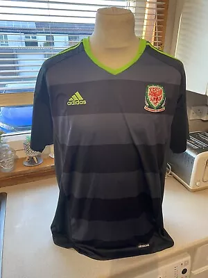 Rare Vintage Wales Football Shirt XL Adidas • £30