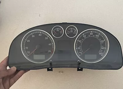 2001-2002 Volkswagen Passat MPH Speedometer Instrument Gauge Cluster 3B0920 926B • $39.99