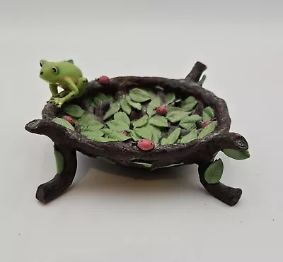 Vintage Frog Bowl Leaves And Ladybugs Resign Nest Of Sticks  2.5 X5 X5    • $14.99