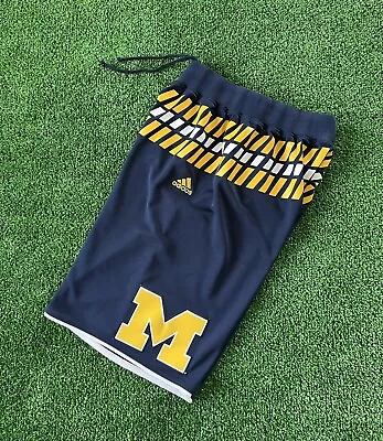 2015 Adidas Michigan Wolverines Basketball Authentic Team Jersey Shorts Mens M • $41.23