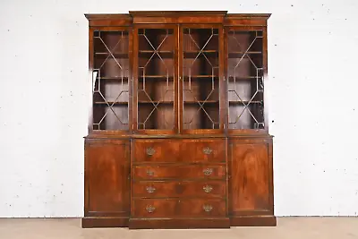 Trosby Furniture Georgian Carved Flame Mahogany Breakfront Bookcase Cabinet • $3995