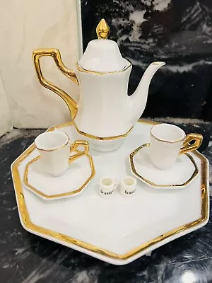 Unique- 6 Piece Mini Tea Set With Gold Trim • $22