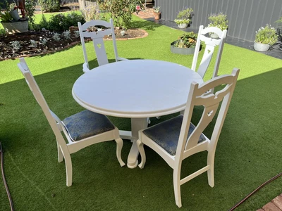 $50 • Buy Dining Table And Chairs