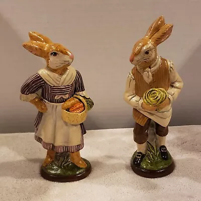 Vaillancourt Rabbit Colonial Male & Lady Gardner Pair Williamsburg Exclusive HTF • $499.87