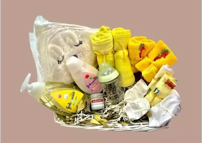 Baby Boo Hamper Gold: Neutral (14 Products). • £35