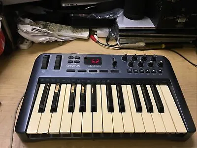 M-Audio Oxygen25 - Keyboard Controller (3rd Gen) -￼ Not Fully Tested - Spares • £34.99