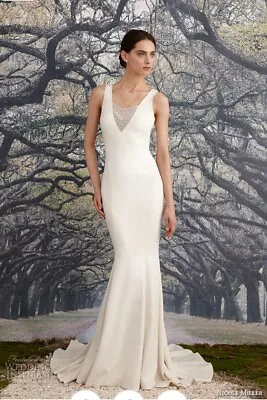 Nicole Miller Wedding Dress Size 6- Pre-owned • $190