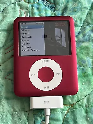 Apple IPod Nano 3rd Generation Red 8GB A1236 MP3 Player 750 SONGS! Needs Battery • $34.99