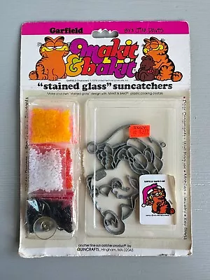 Vintage GARFIELD Makit & Bakit Suncatcher Craft Kit SANTA'S HAT Christmas NOS • $24.99