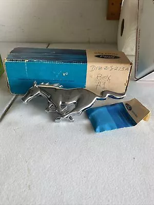 NOS 71 72 Mustang Grille Running Pony Ornament D1ZZ-8213-A BOX A1 • $42.99