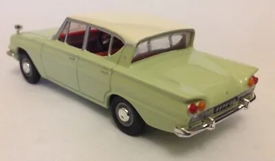 Corgi Vanguards Ford Classic 109E Lime Green White 1:43 VA35000 M.I.B  • £28.75