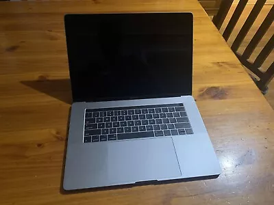 APPLE MacBook Pro 15” A1707 (EMC 3162) Not Working FOR PARTS • $17.50