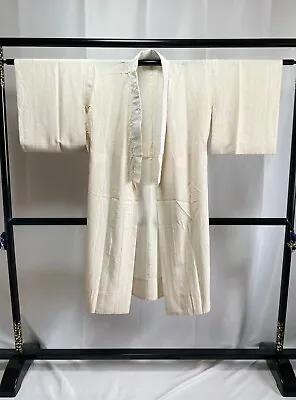 Vintage Japanese Juban Kimono - Women's NagaJuban Silk Kimono Robe • $42