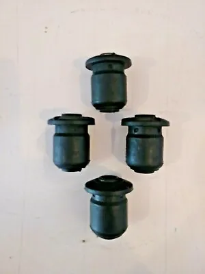 For Mercedes R107 W114 W115 W123  Set Of 4 Trailing Arm Bushings 1263520165 • $29.50