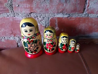 Vintage Russian Dolls Set Of 5  Matryoshka Wooden • £0.99