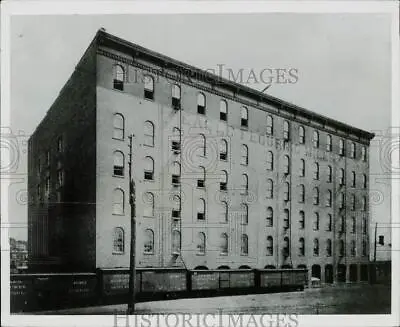 1892 Press Photo Exterior Of Old Eagle Flour Mill In Milwaukee Wisconsin • $24.88