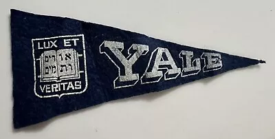 Vintage Yale University College Luxe Et Veritas 8” Mini Felt Pennant Banner Flag • $14.95