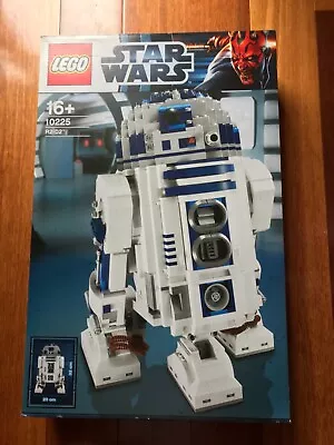 1 X LEGO Star Wars 10225 R2-D2 (BNIB) • $600