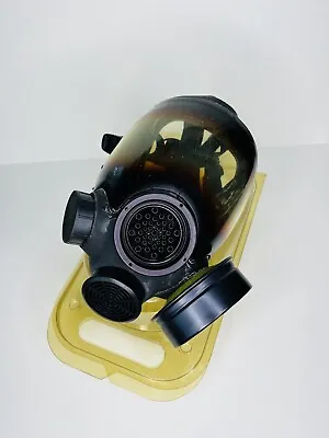MSA 1000 Advantage Size Medium CBRN Riot Control Gas Mask Respirator • $129.99