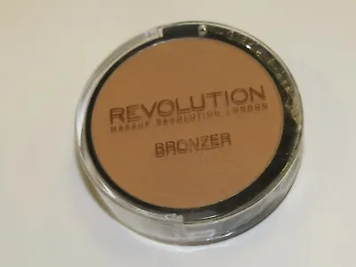 £3.79 • Buy Revolution Bronzer Kiss Bronze Powder With Sponge Kiss 7.5g