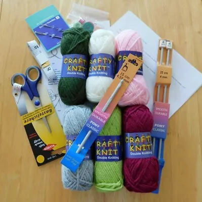 Beginners KNITTING CROCHET KIT Everything Learn To Knit Patterns Needles Wool  • £19.95