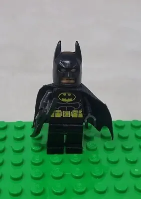 LEGO Batman Minifigure Black Suit  Batman Batcave With Bat Wing • $11.87