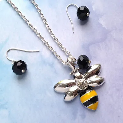£9.99 • Buy Yellow Enamel Honey Bee Crystal Black Bead Pendant Necklace Earring Set