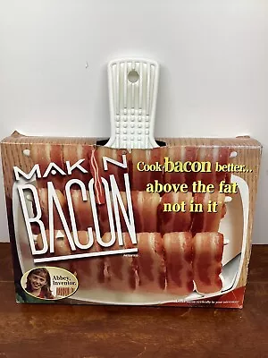 VTG Microwave Bacon Cooker - The Original Makin Bacon Microwave Bacon Tray - • $19.97