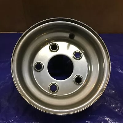 8  5 Bolt 4-1/2  Pattern 3.75 Outer Width 2-5/8  Center Hole Trailer Silver NOS • $20