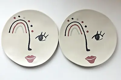 HD Designs 2 Plastic Abstract Face Design Plates 6.5 Inch Appetizer Plates • $24.99