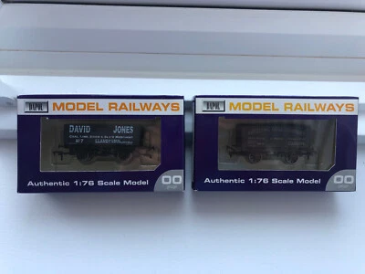 £9 • Buy 2 Dapol David Jones & Antelope Coal Company Wagons OO Gauge Model Railway