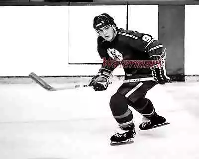$5.59 • Buy 1970's NHL Kansas City Scouts Wilf Paiment Black & White 8 X 10 Photo Picture
