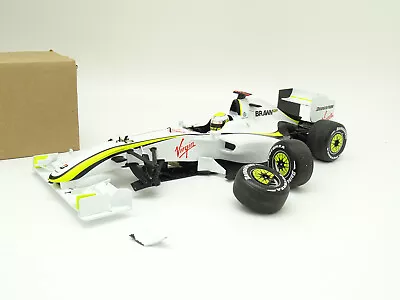 MINICHAMPS Sb 1/18 - F1 Brawn Gp BGP001 2009 Button • $128.50