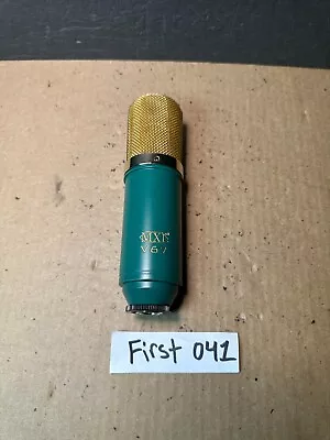 MXL V67 Large-Diaphragm Cardioid Condenser Microphone (Green With Gold • $59.90