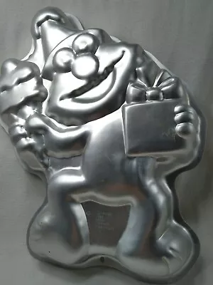 Wilton Elmo Birthday Cake Pan Sesame Street Vintage 2105-4298 Sesame Street 1996 • $1.76